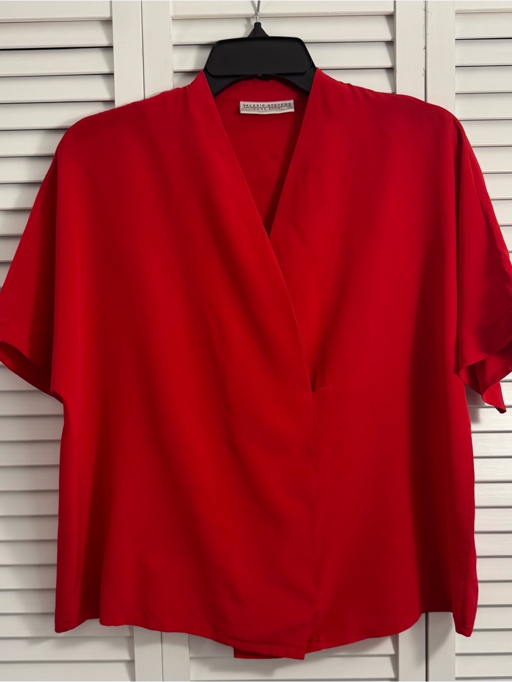 Valerie  Steven’s Pure Silk Size 8 Red Surplice Neck Line  Blouse Short Sleev
